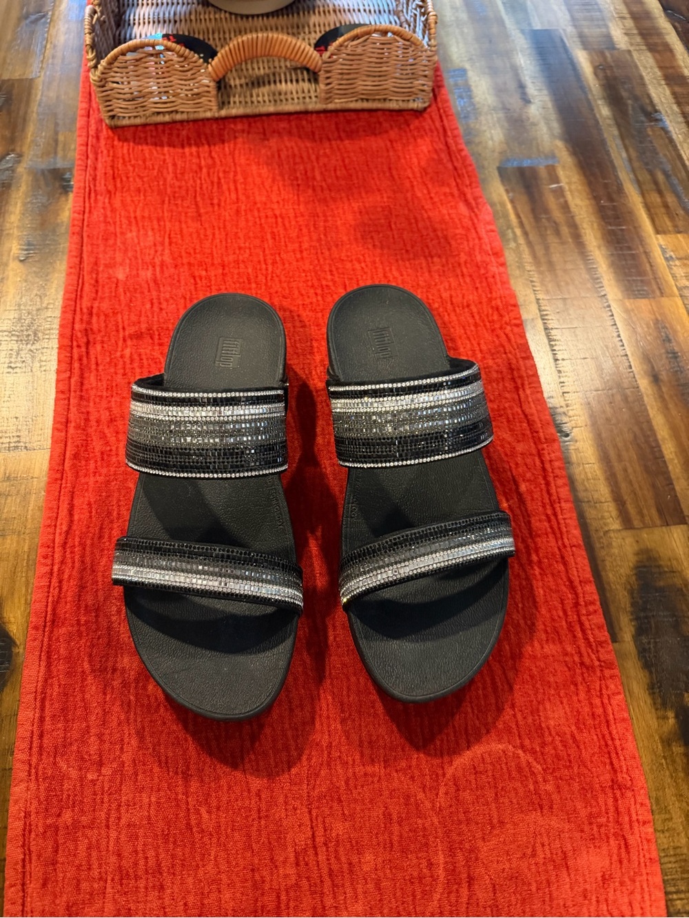 Fitflop Gray and Black Slides